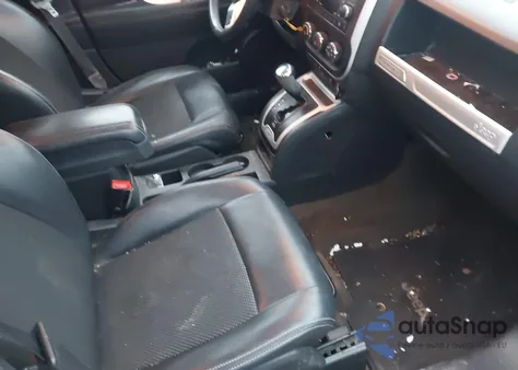 2017 Jeep Compass Latitude 4X4 из США, поврежденный, VIN 1C4NJDEB4HD143364